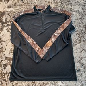 Mens black and Camo 1/4 Zip Jacket large